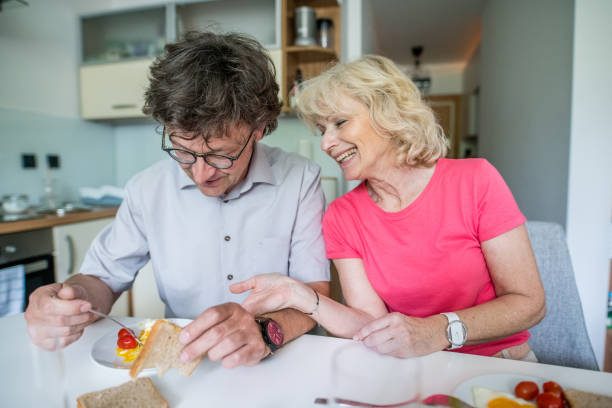 Intermittent fasting for women over 50: redeeming the potential of timed eating 3 Intermittent fasting for women over 50